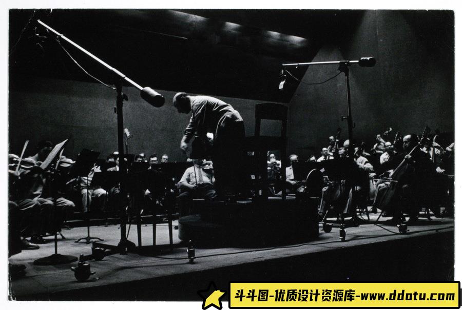 大师作品集-W. Eugene Smith 尤金史密斯 [220P-270.32 MB]-摄影参考审美提升-斗斗图